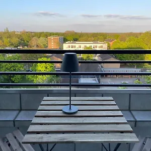 https://cosy-apartment-uber-den-dachern-von-dusseldorf.dusseldorf-hotel.net